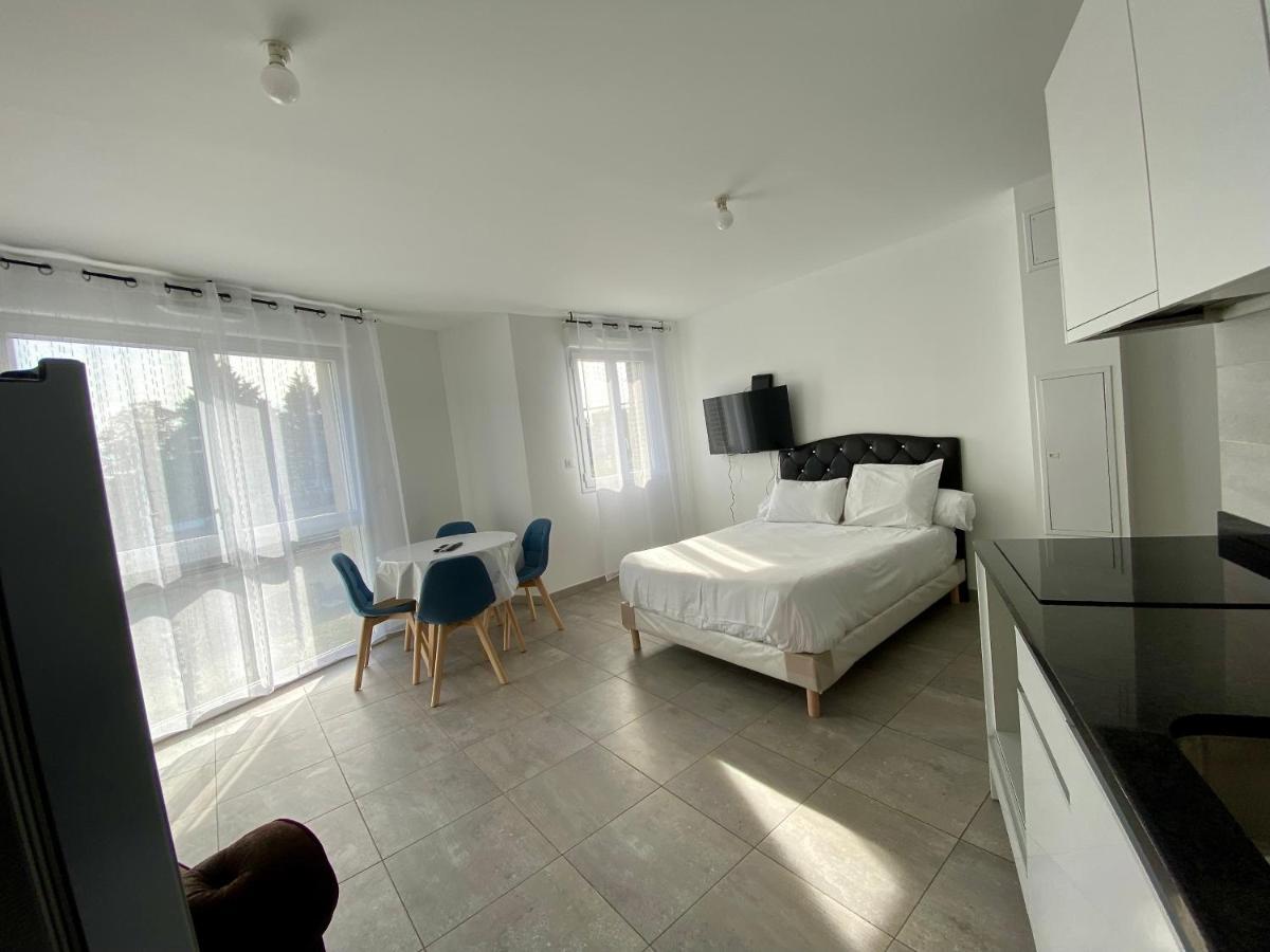 Residence 4T - 33 Avenue Gaston Chauvin Aulnay-sous-Bois Exterior foto