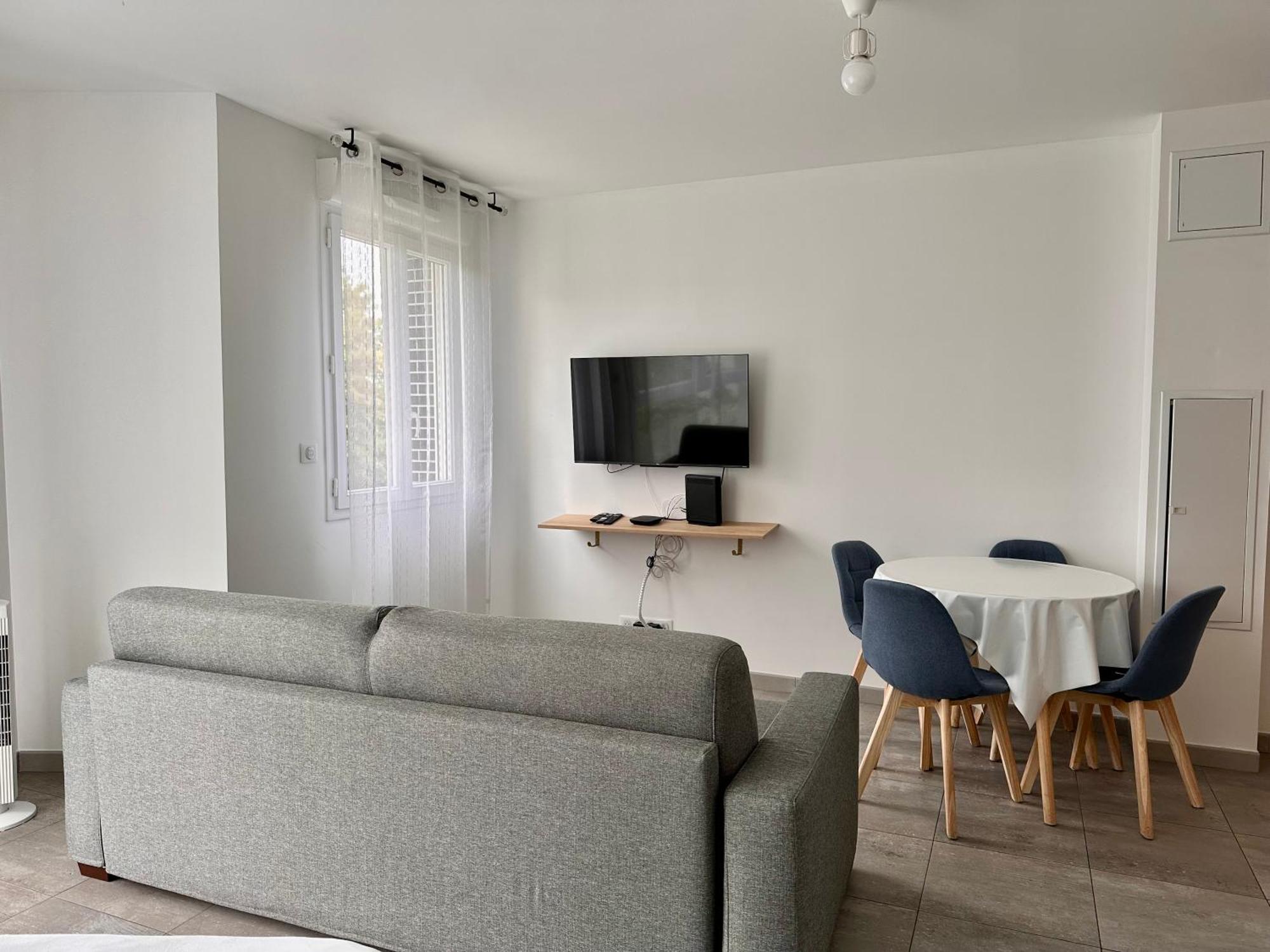 Residence 4T - 33 Avenue Gaston Chauvin Aulnay-sous-Bois Exterior foto